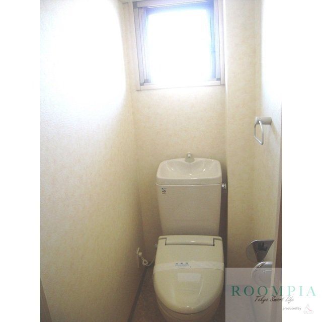 トイレ　※同タイプの別のお部屋です。