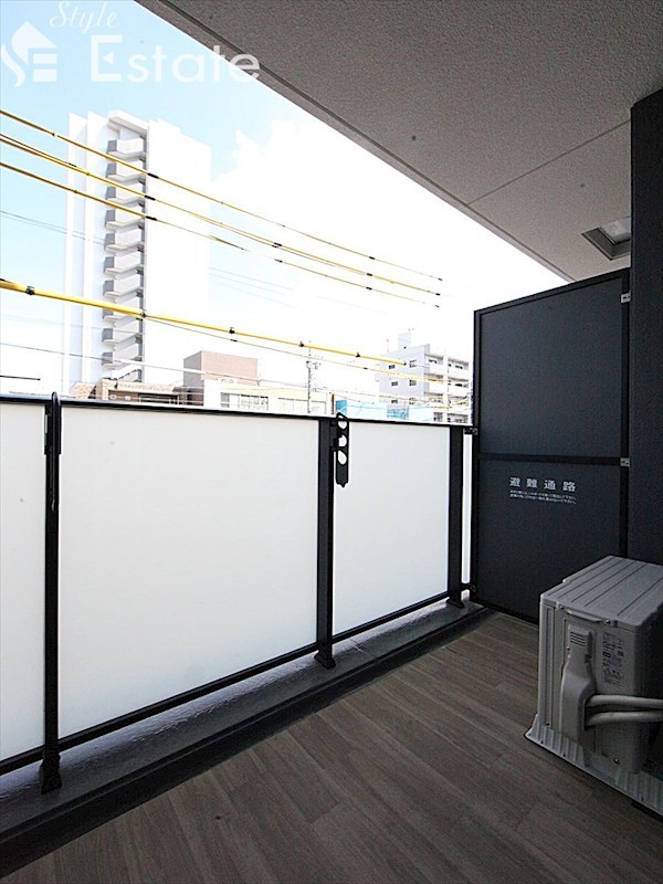 バルコニー　バルコニー