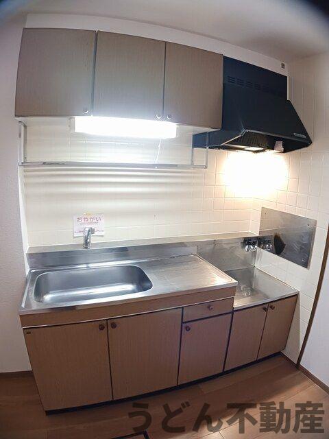 キッチン　うどん県のお部屋探しはうどん不動産へ うどんちゃんとLINE