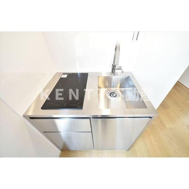 キッチン　コンパクトなキッチンで掃除もラクラク