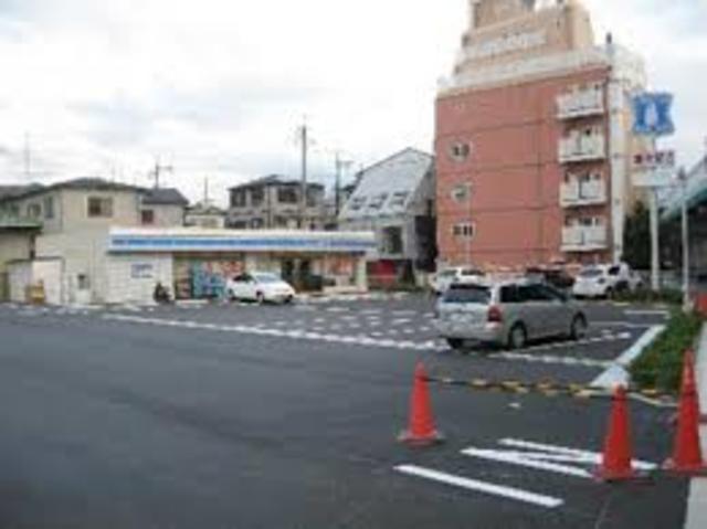コンビニ　ローソン豊中山ノ上町店（コンビニ）まで242m