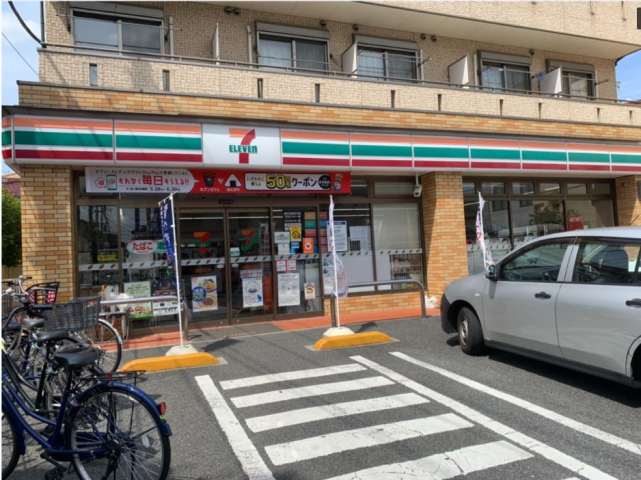 コンビニ　セブンイレブン（コンビニ）まで2355m