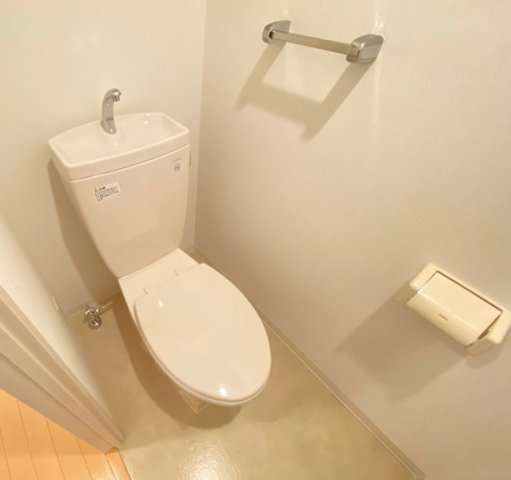 トイレ　シンプルで使いやすいトイレです