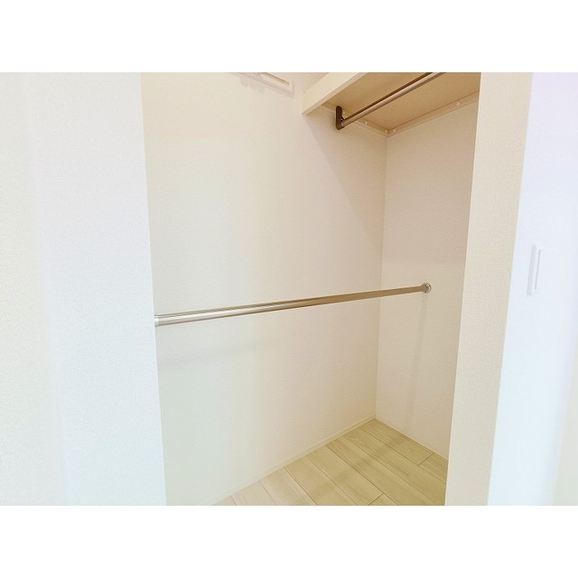 収納　同タイプ部屋の画像を使用しています