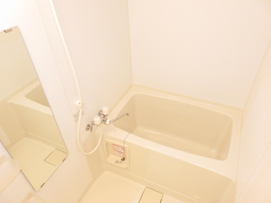 バス・シャワールーム　浴室