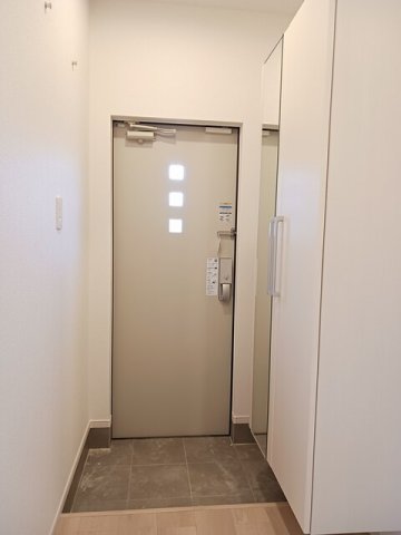 玄関　ゆったりとした玄関です