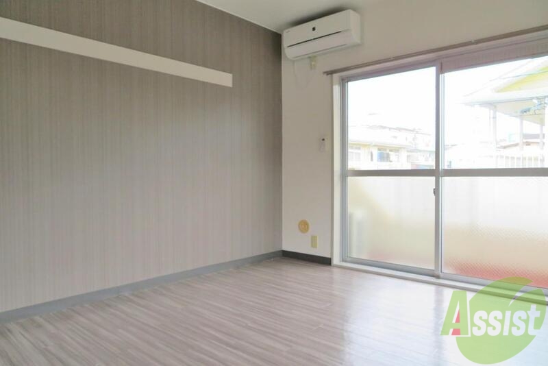 その他部屋・スペース　大きな窓が付いているので明るくて良いですね。