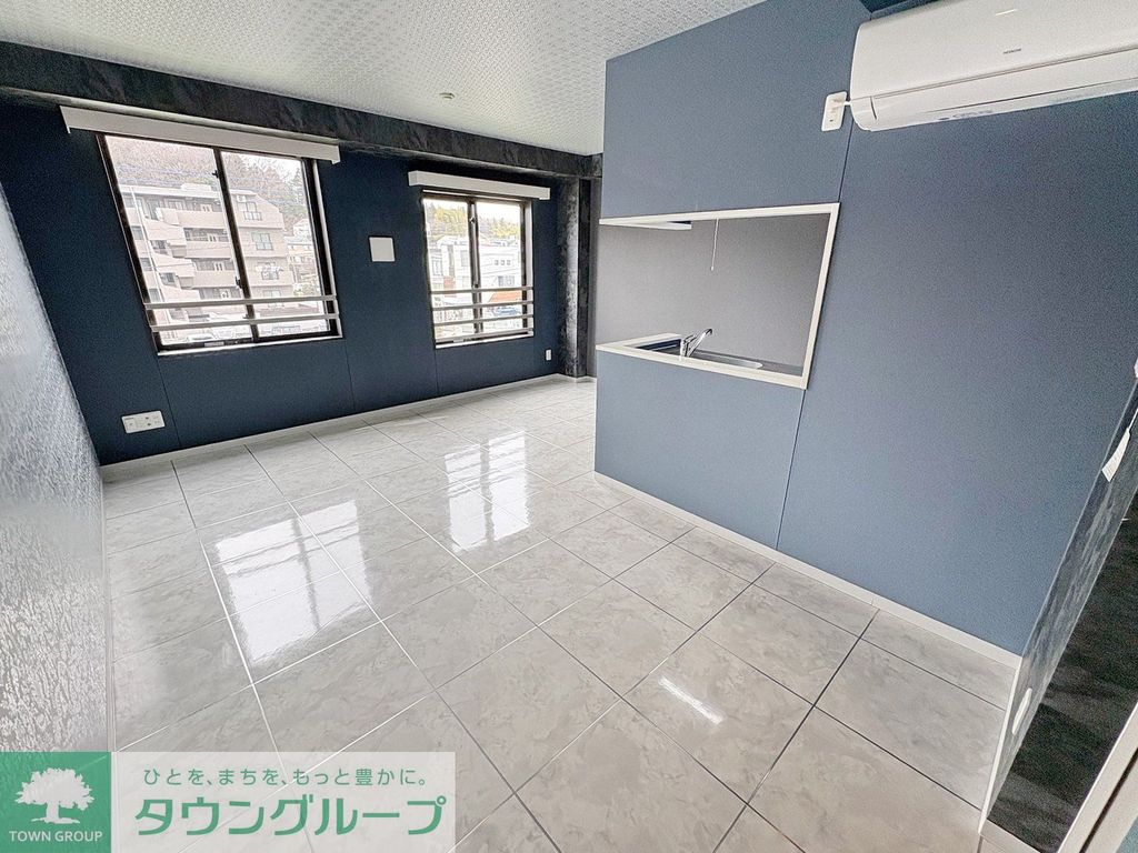 居室・リビング　※別部屋参考写真です