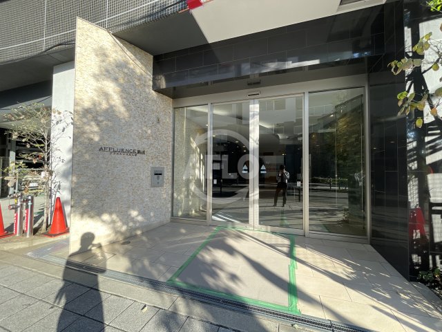 エントランス　AFFLUENCE難波　ロビー