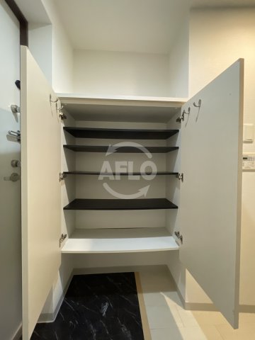 収納　ＡＦＦＬＵＥＮＣＥ難波