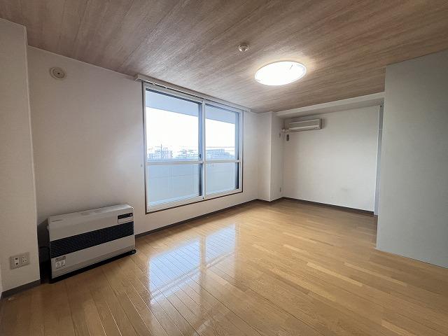 居室・リビング　リビング１