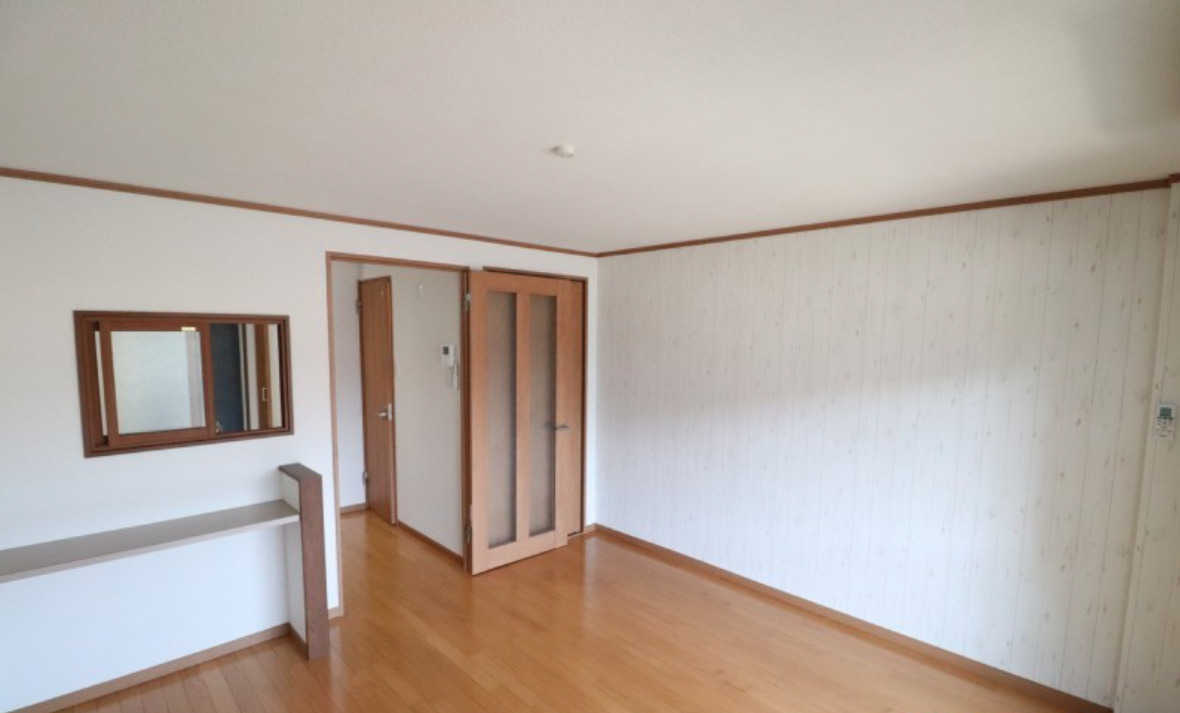 居室・リビング　畳の上でゆっくりとくつろげる和室です