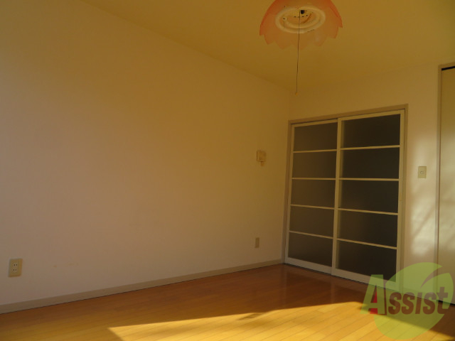 その他部屋・スペース　寝室がこちらがこちらです。とてもゆったりといていますね。