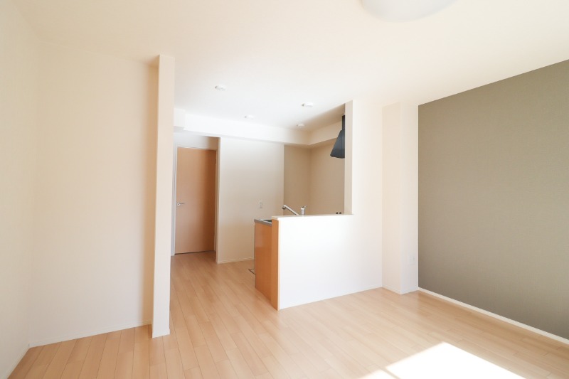 居室・リビング　図面と現状に相違がある場合には現状を優先