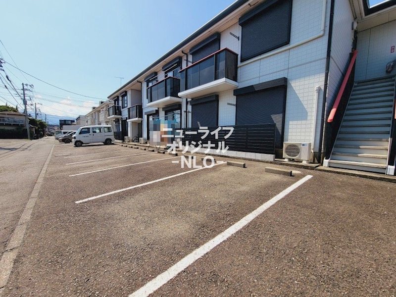 駐車場　敷地内駐車場1台付（無料）☆