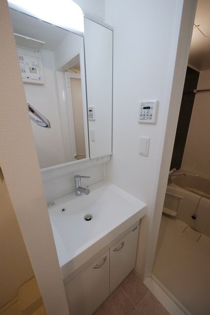 洗面設備　独立洗面台