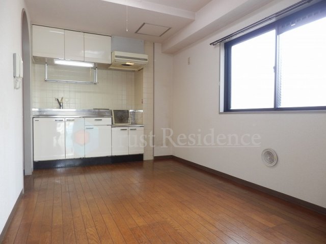 居室・リビング　おしゃれな居間です