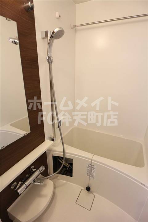 バス・シャワールーム　ゆったり過ごせるお風呂です