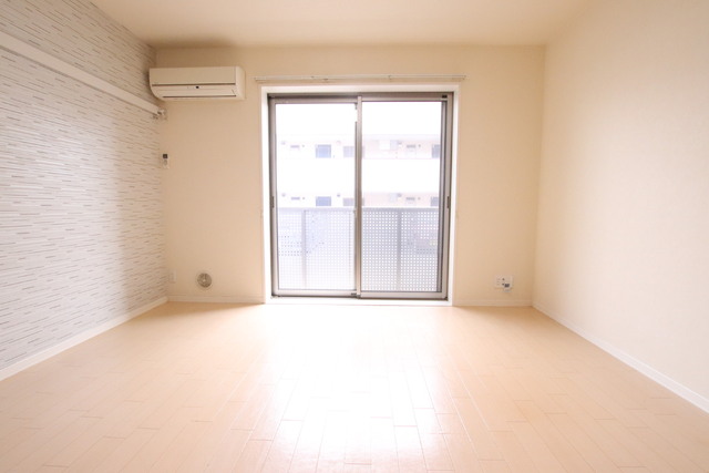 居室・リビング　洋室７．７帖