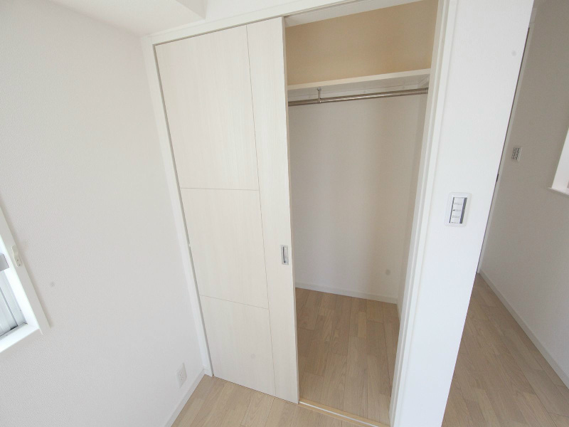 収納　ウォークインクローゼット付（収納充実してます）
