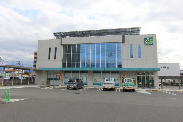 銀行　伊予銀行福音寺支店（銀行）まで650m