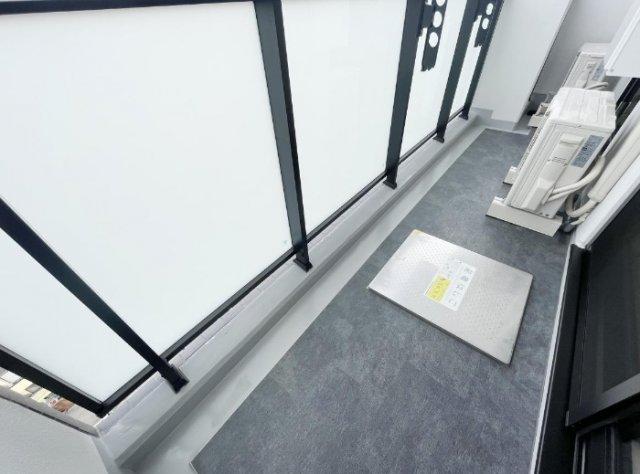 バルコニー　バルコニー