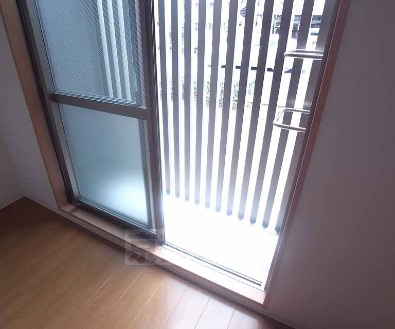 バルコニー　防犯面の高い、格子がついています。