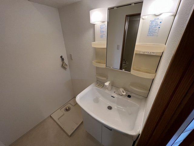 洗面設備　室内洗濯機置き場があり便利♪