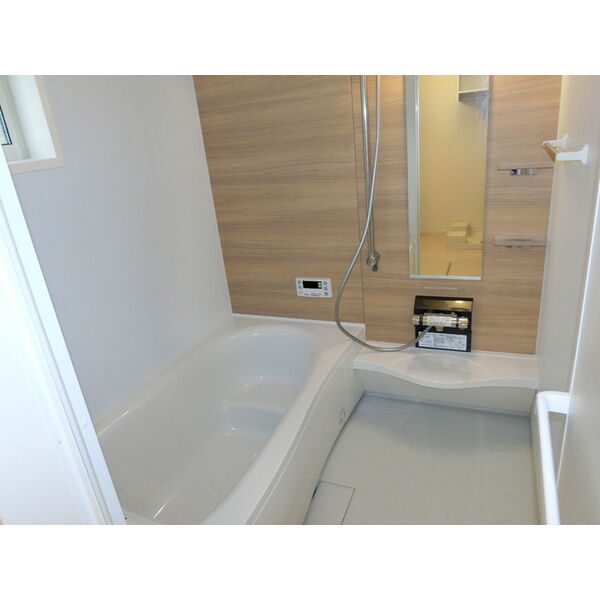 バス・シャワールーム　浴室