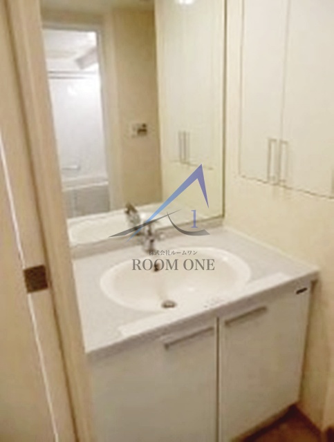 洗面設備　洗面台です。