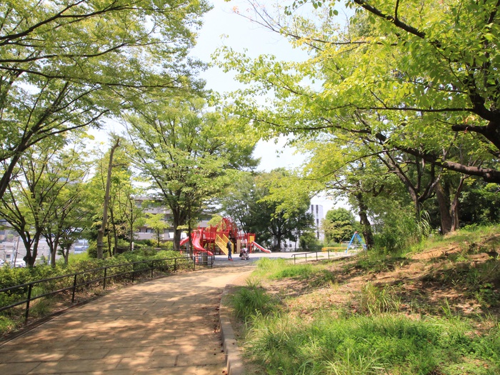 公園　品濃中央公園（公園）まで1190m