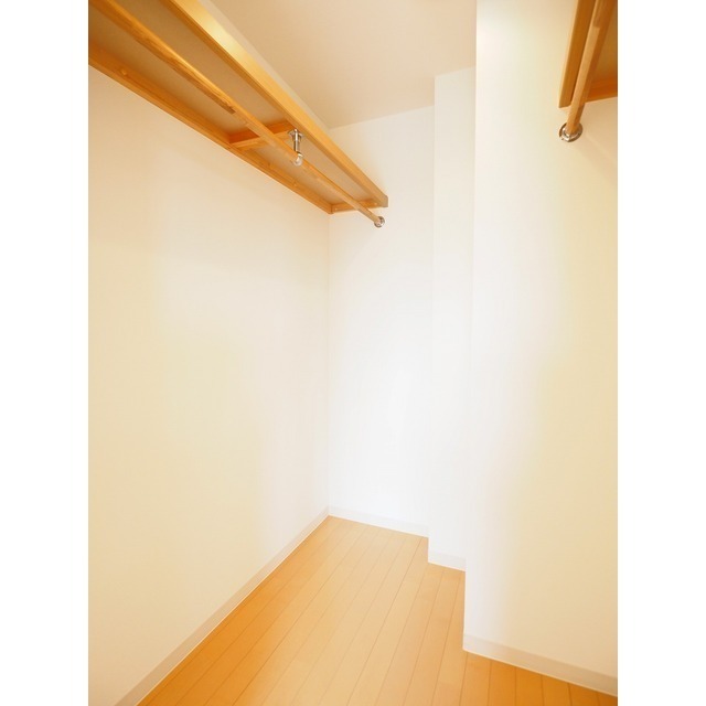 収納　ウォークインクローゼット