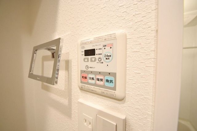 バス・シャワールーム　★浴室乾燥付き★