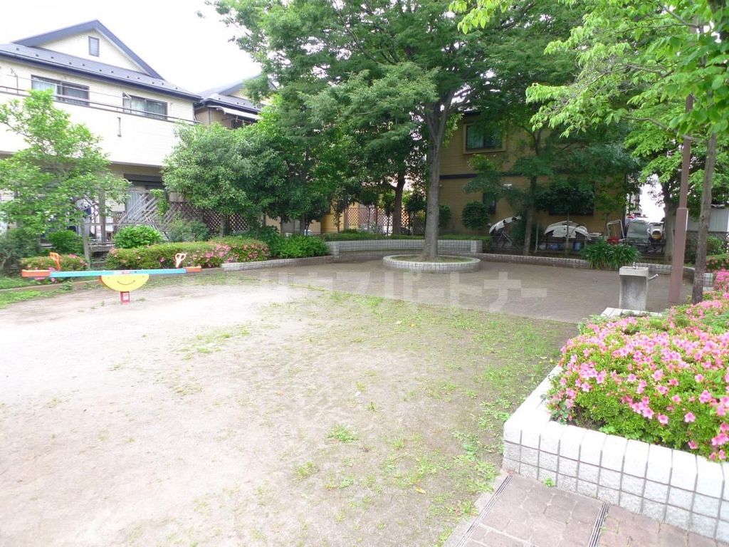 公園　加賀二丁目児童遊園（公園）まで340m