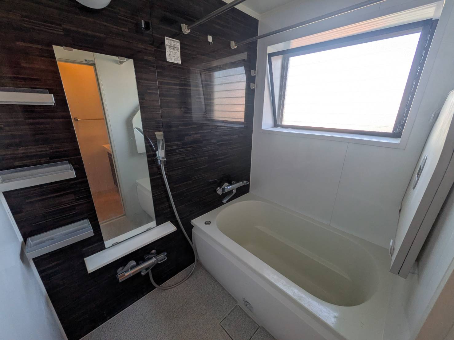 バス・シャワールーム　浴室