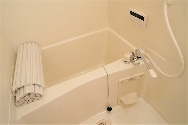 バス・シャワールーム　※別部屋の参考写真です。