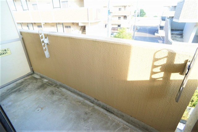 バルコニー　※別部屋の参考写真です。