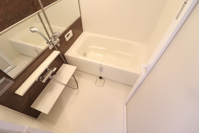 バス・シャワールーム　追い炊き機能付