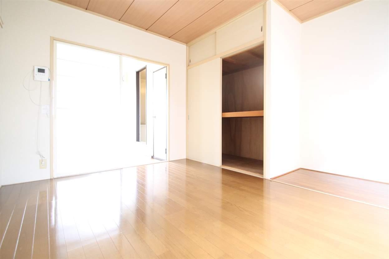 収納　日当たり良好