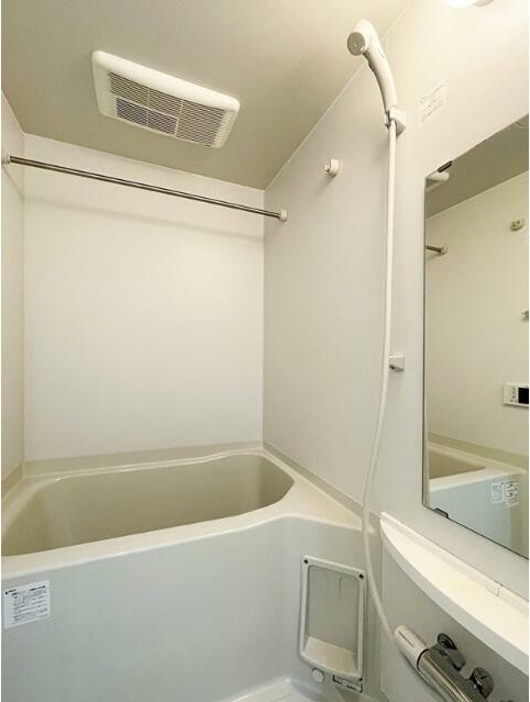 バス・シャワールーム　日々の疲れを癒すお風呂です♪