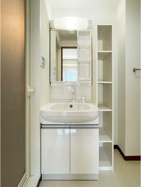 洗面設備　忙しい朝には欠かせない洗面所です♪