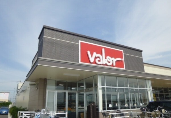 スーパー　バロー（スーパー）まで1000m