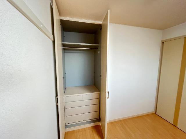 収納　洋室収納