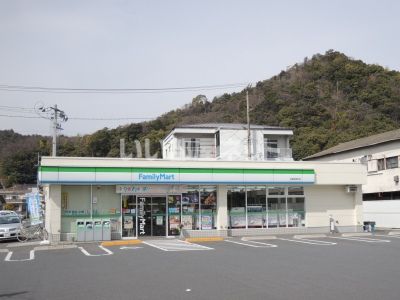 コンビニ　ファミリーマート 岩国麻里布店（コンビニ）まで538m
