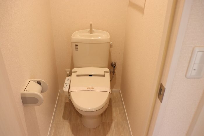 トイレ　トイレ