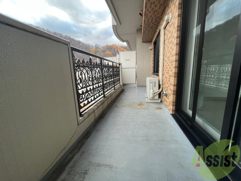 バルコニー　バルコニーが付いていますので一息ついてみてはいかがですか。