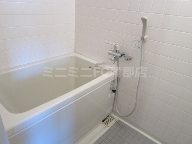 バス・シャワールーム　同タイプ