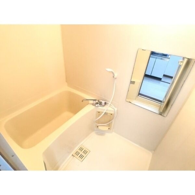 バス・シャワールーム　図面と現状に相違がある場合には現状を優先