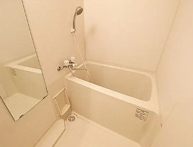 バス・シャワールーム　写真は別号室です。現況優先になります。