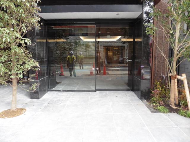 エントランス　エントランス